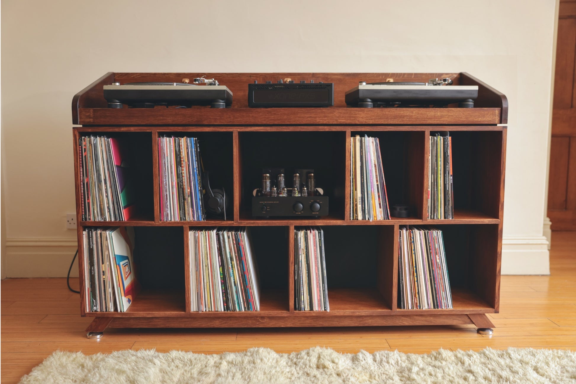 Oak DJ Booth — Handcrafted for Hi-Fi Enthusiasts & Vinyl-Loving DJs