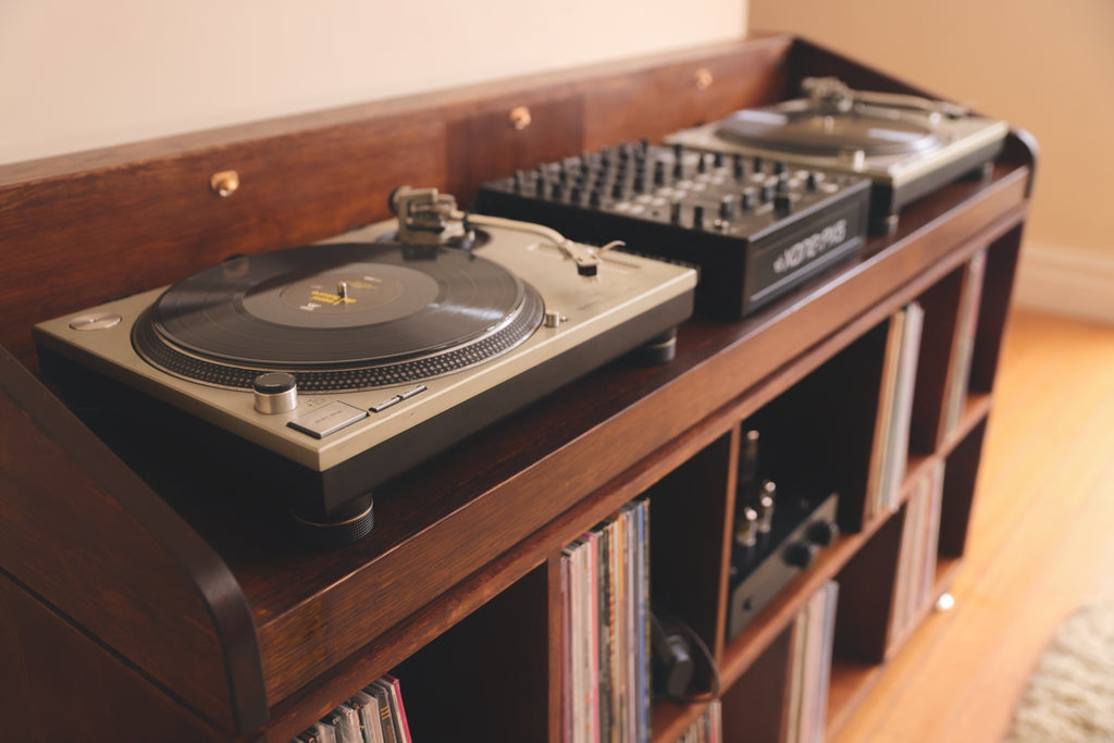 Oak DJ Booth — Handcrafted for Hi-Fi Enthusiasts & Vinyl-Loving DJs