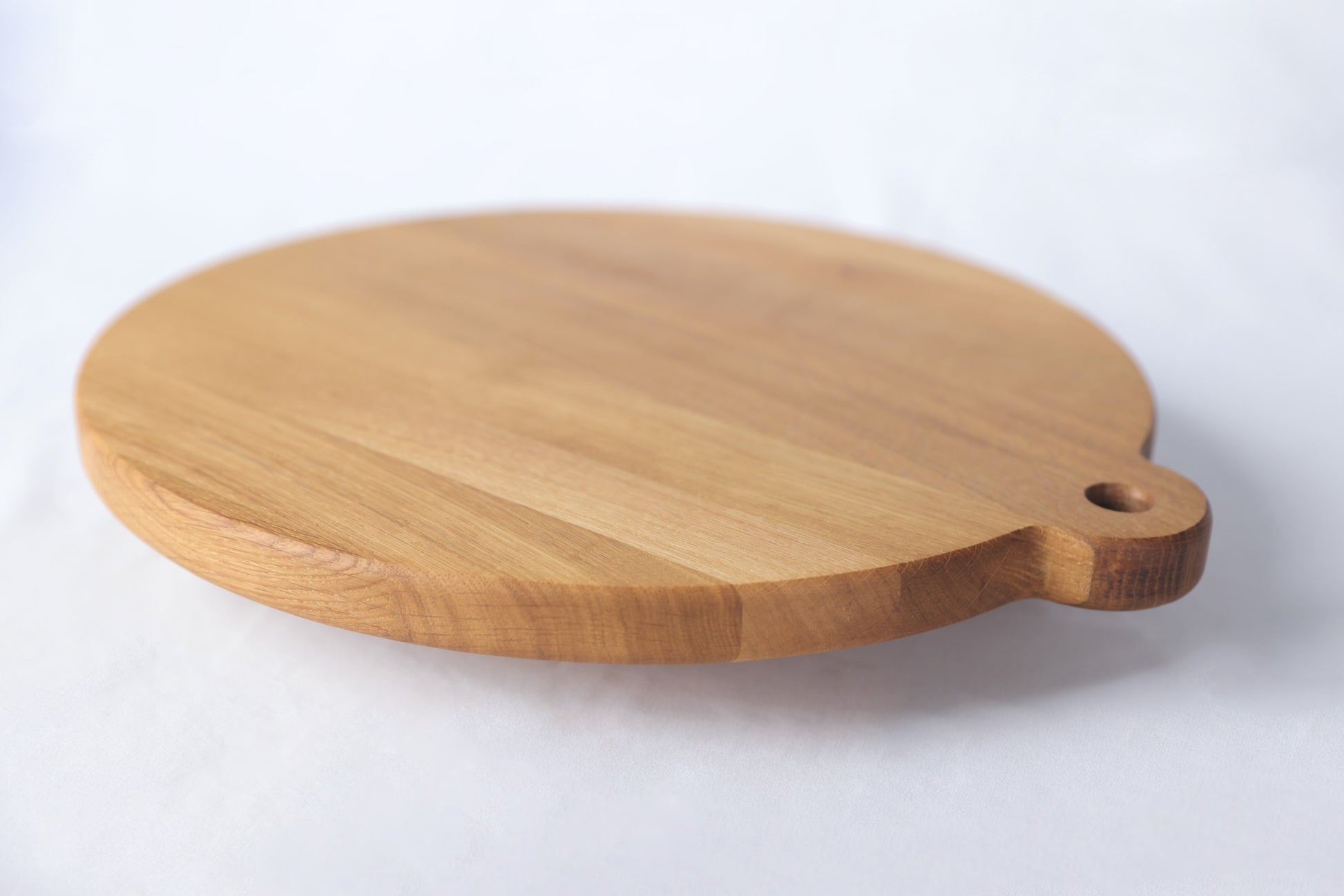 Solid oak pizza board