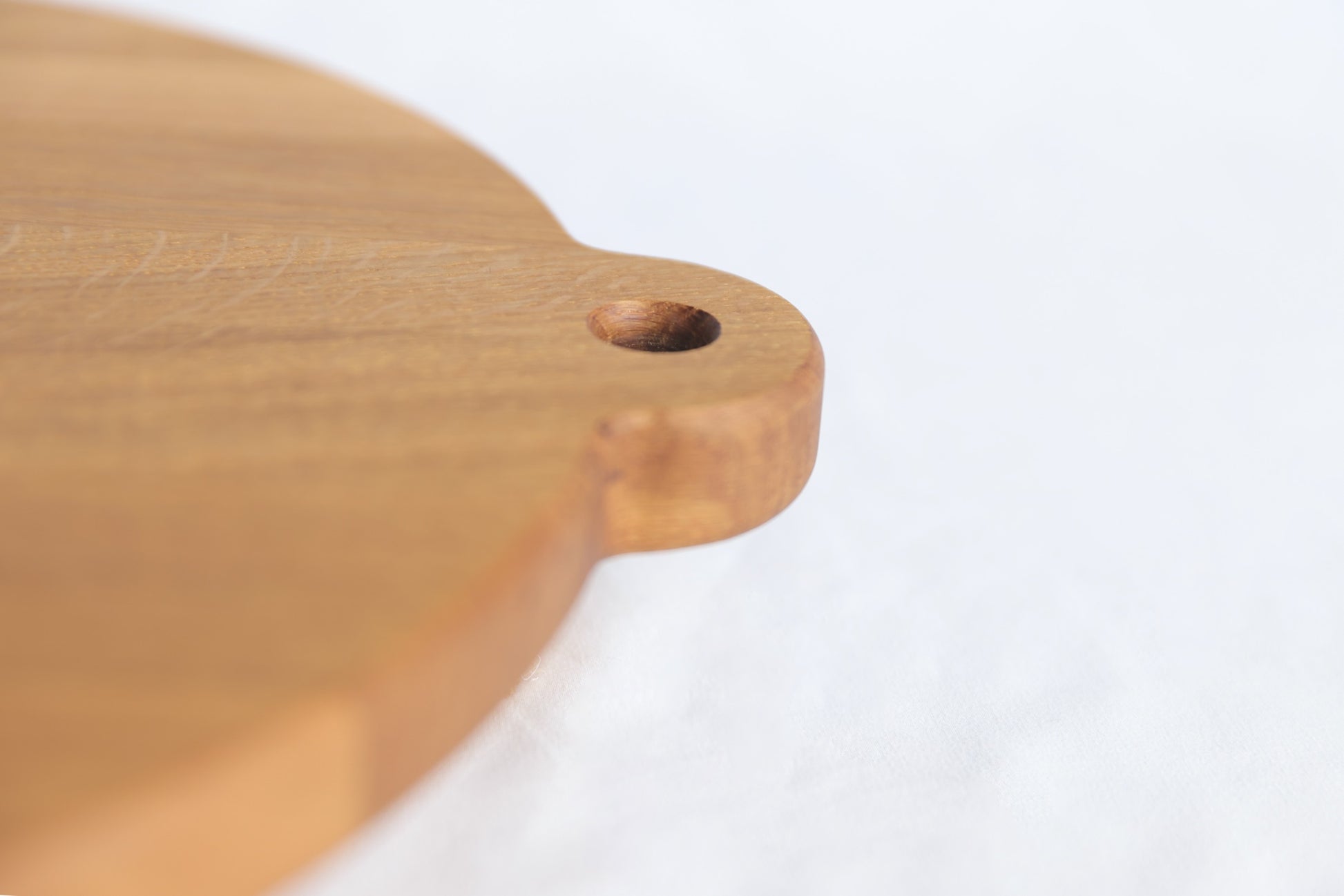 Solid oak pizza board